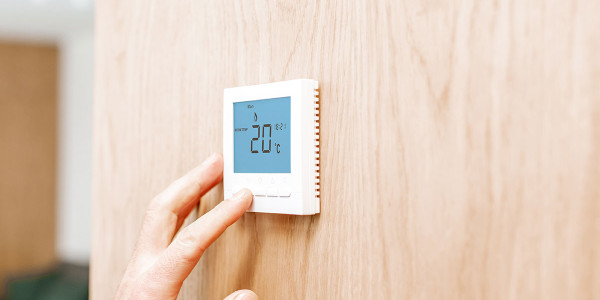 Rehabilitación / Reformas de Casas en Hospitalet de Llobregat · Instalación de Sistemas Climatización y Aire Acondicionado